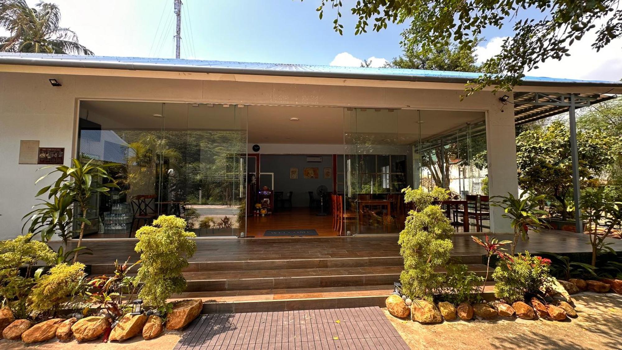 Bungalow Hotel Chi Khu Co Ong Εξωτερικό φωτογραφία